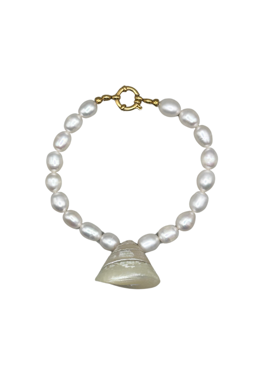 Boris Shell Bracelet
